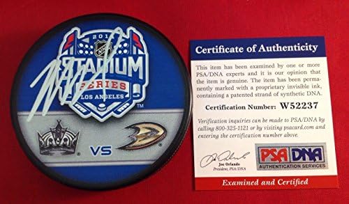 Mike Richards, 2014 Stadyum Serisi Hokey Diski PSA/DNA Sertifikası W52237 imzaladı-İmzalı NHL Diskleri