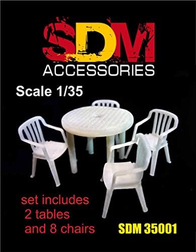 SDM 35001-1 / 35 - Masa (2 adet), sandalyeler (8 adet). Diorama için aksesuarlar